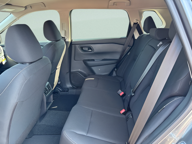 Used 2026 Nissan Rogue S AWD/4WD image 5