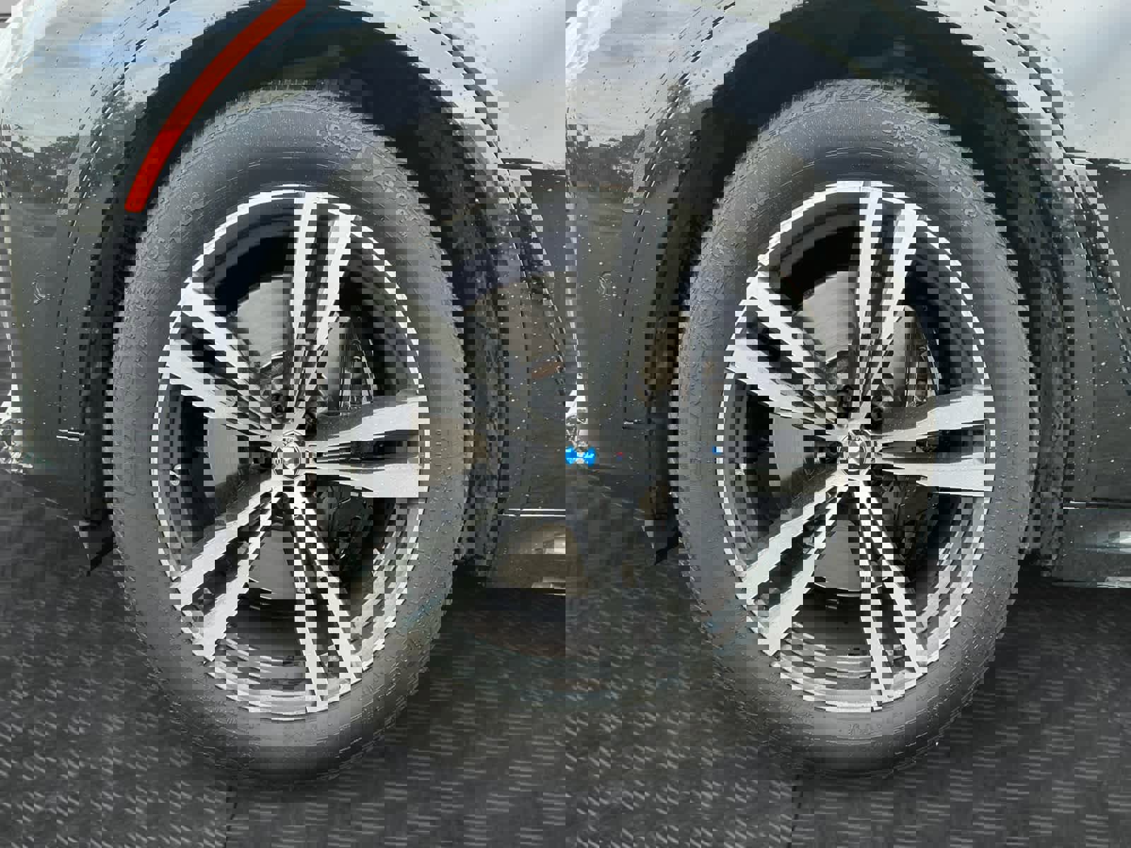 Used 2022 BMW X7 M50i image 14