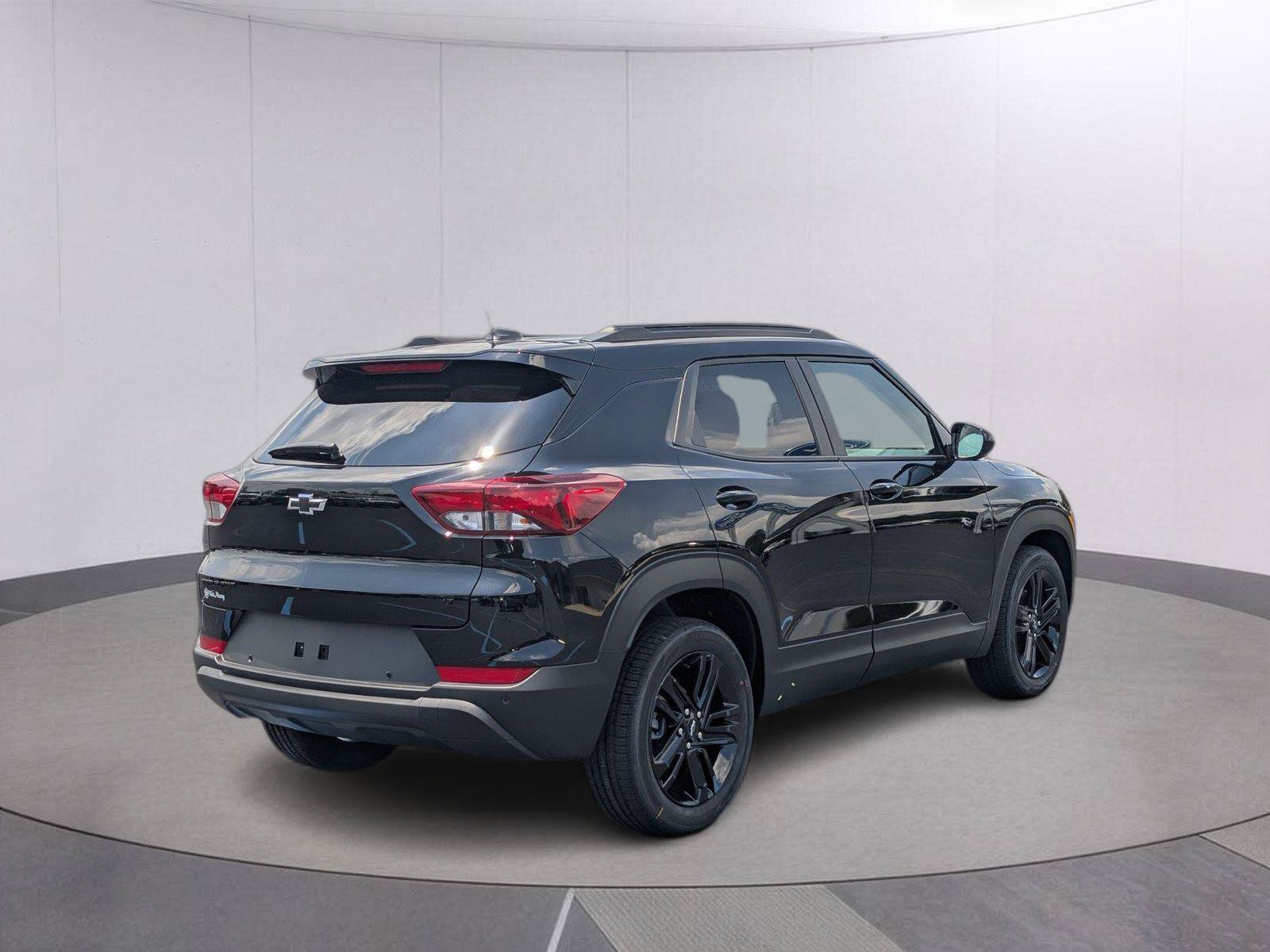 New 2026 Chevrolet TrailBlazer LT w/ Convenience Package FWD image 5