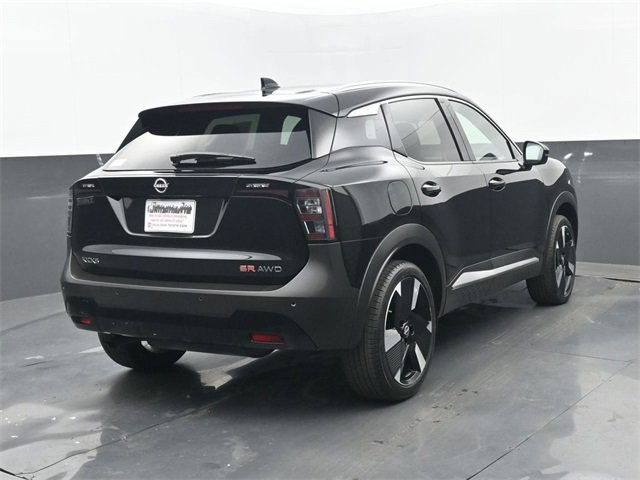 Used 2025 Nissan Kicks SR image 21