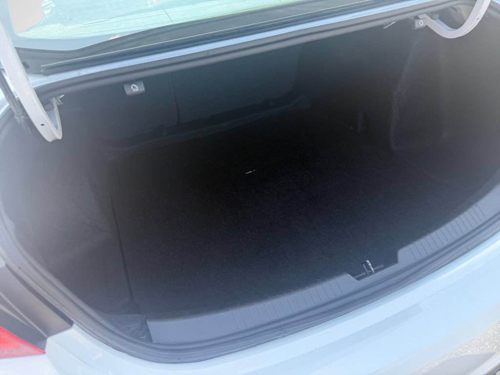Certified 2024 Chevrolet Malibu LT FWD image 25