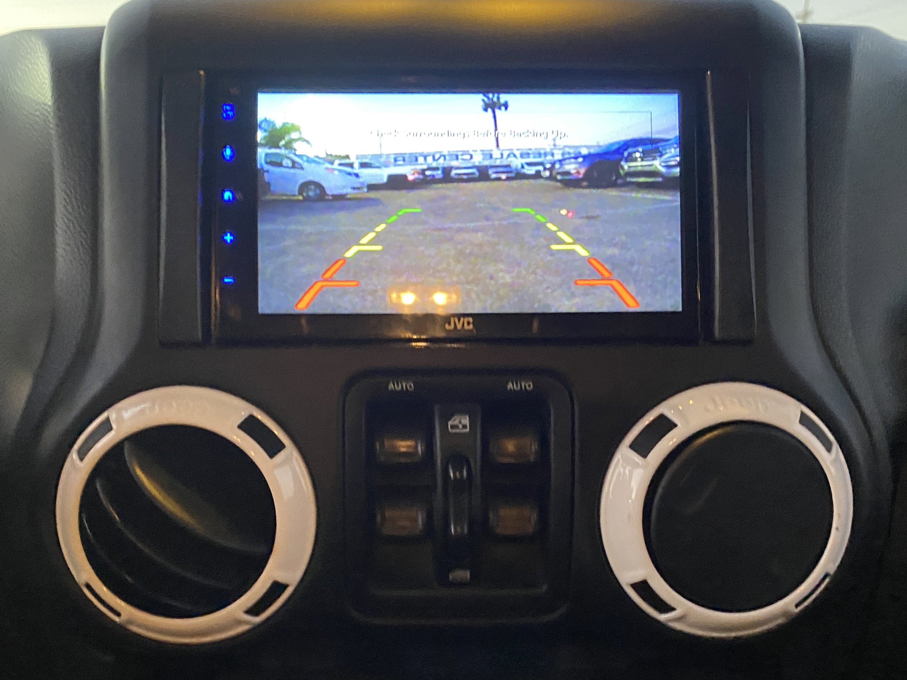 Used 2014 Jeep Wrangler Polar Edition image 13