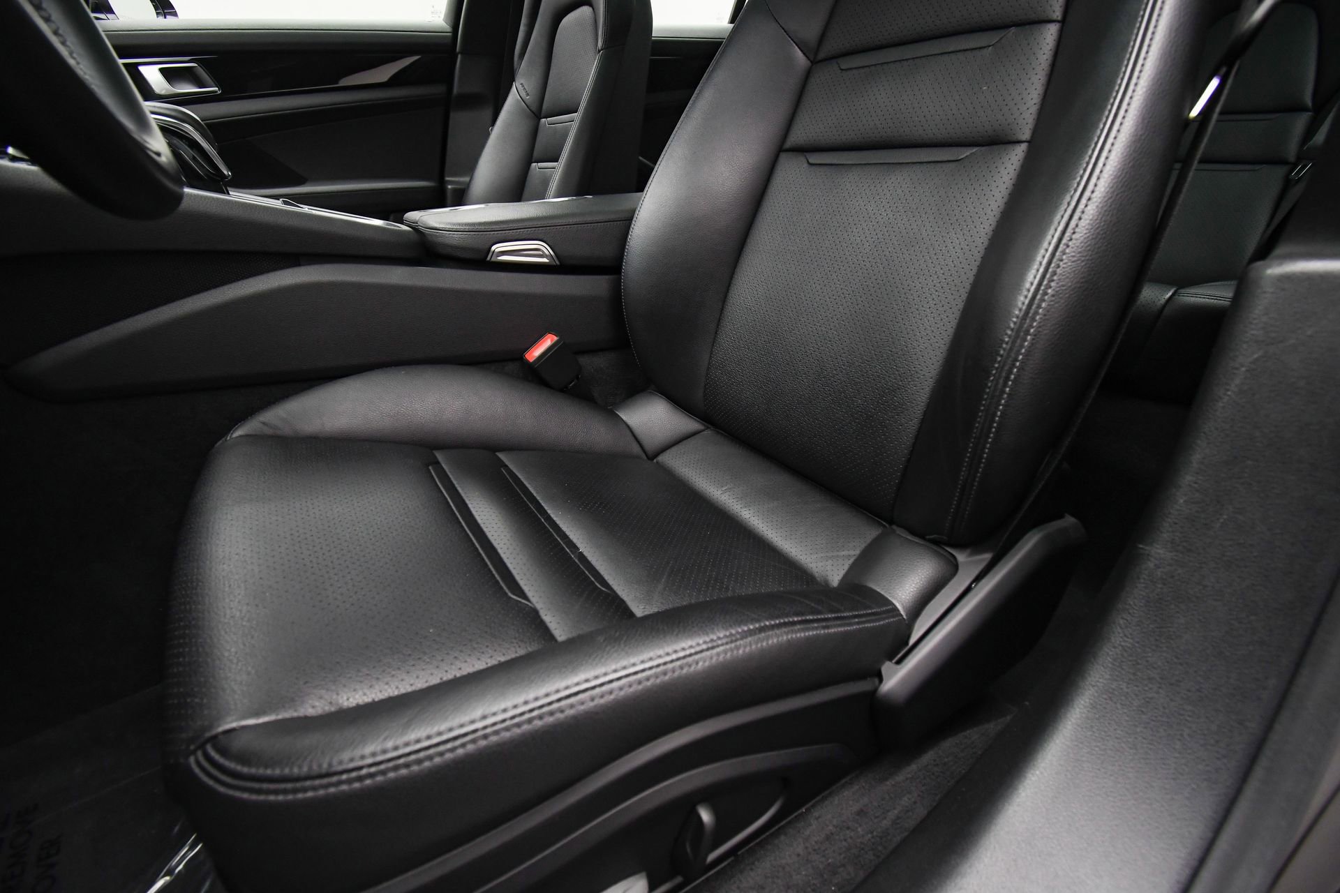 Used 2022 Porsche Panamera 4S image 51