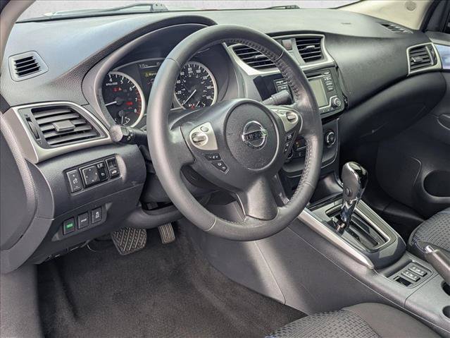Used 2017 Nissan Sentra SR w/ SR Midnight Edition FWD image 10