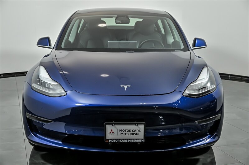 Used 2020 Tesla Model 3 Standard Range Plus RWD image 4