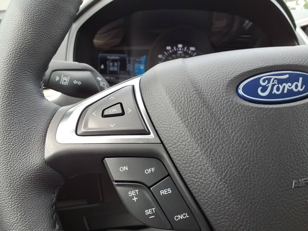 Certified 2023 Ford Edge SEL w/ Convenience Package AWD/4WD image 16