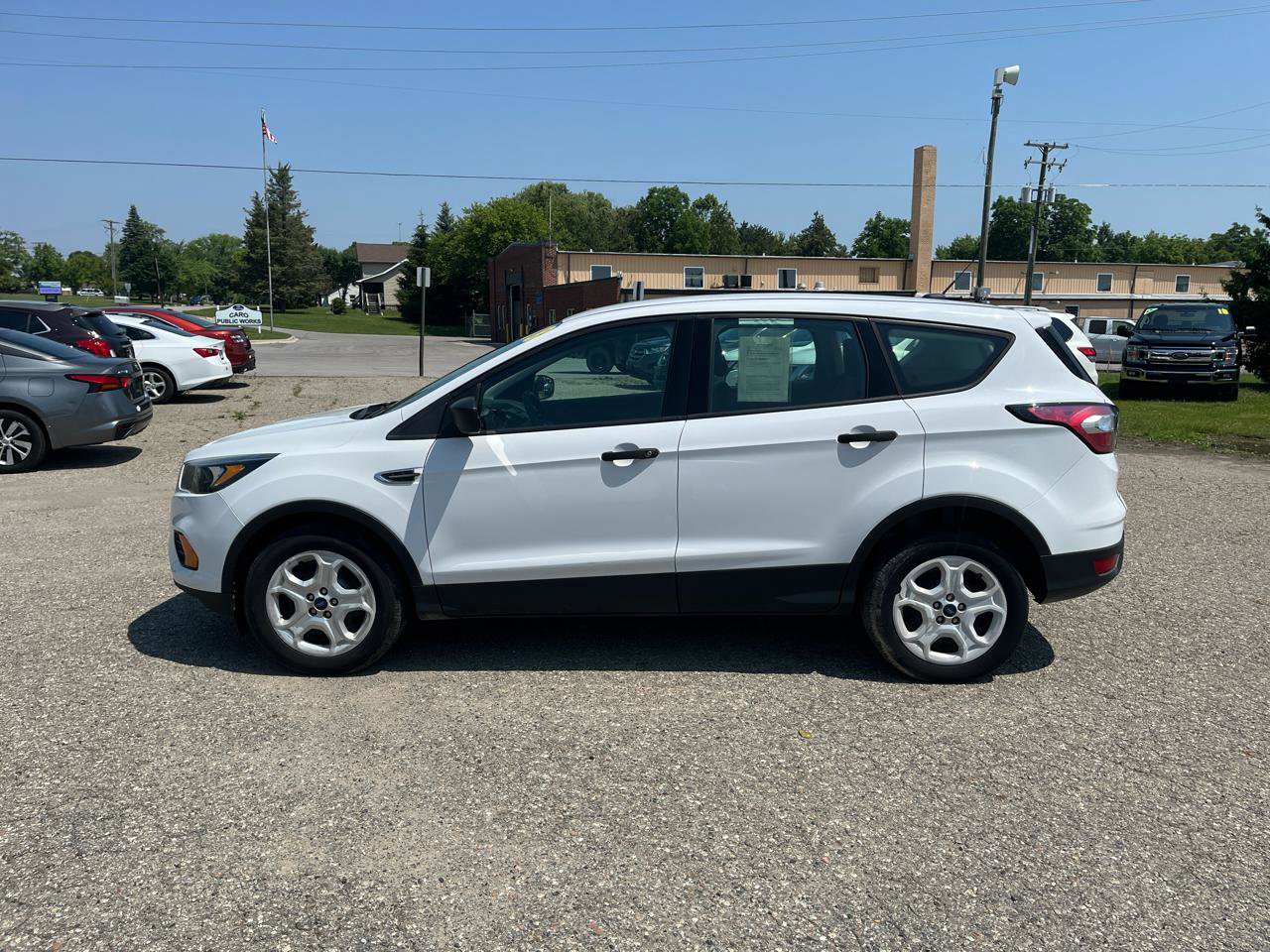 Used 2018 Ford Escape S image 2