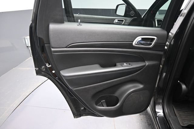 Used 2020 Jeep Grand Cherokee Laredo w/ Quick Order Package 2BN North AWD/4WD image 35