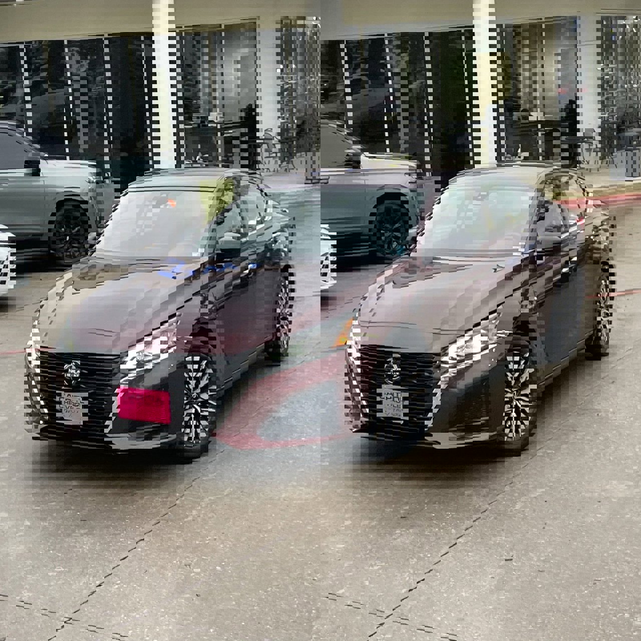 Used 2024 Nissan Altima 2.5 SV image 9