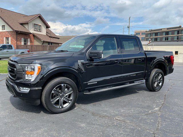 Used 2023 Ford F150 XLT w/ Equipment Group 302A High AWD/4WD image 3