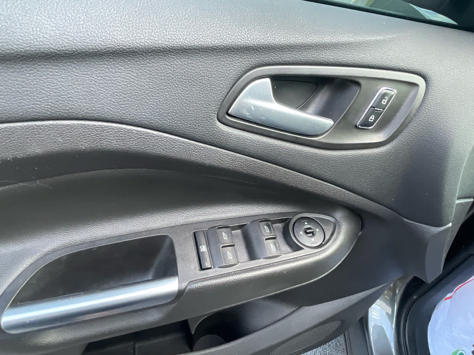 Used 2016 Ford Escape SE AWD/4WD image 11