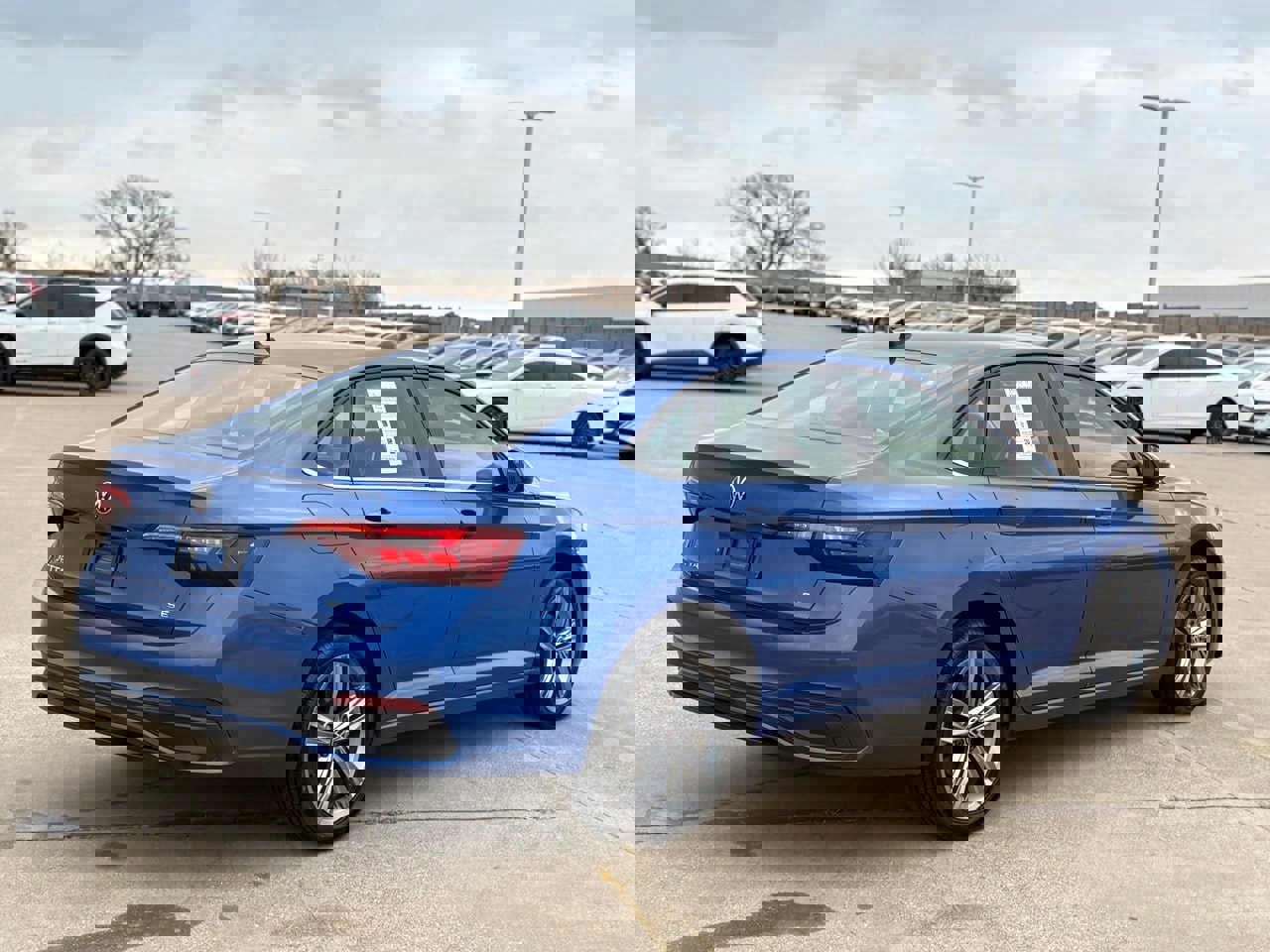 Used 2024 Volkswagen Jetta SE image 6