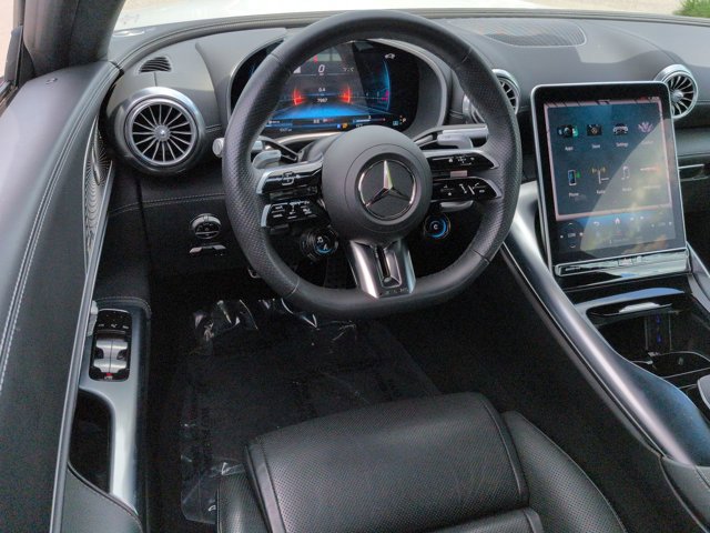 Certified 2023 Mercedes-Benz SL 55 AMG 4MATIC w/ Driver Assistance Package image 15