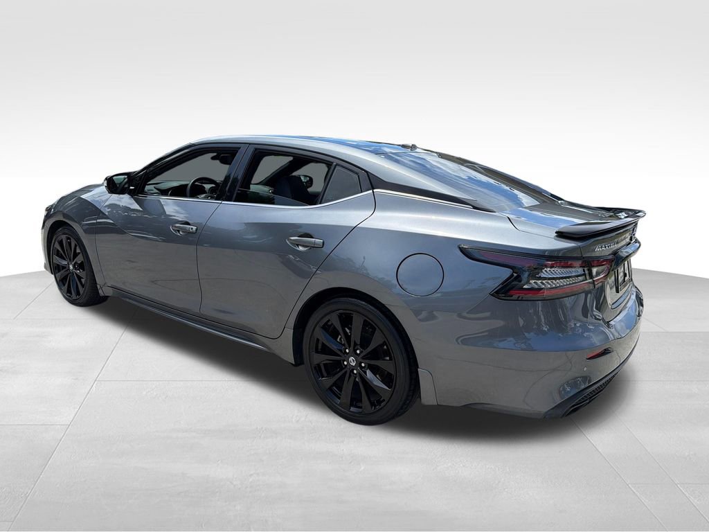 Used 2022 Nissan Maxima SR w/ Sport Mat Group FWD image 5