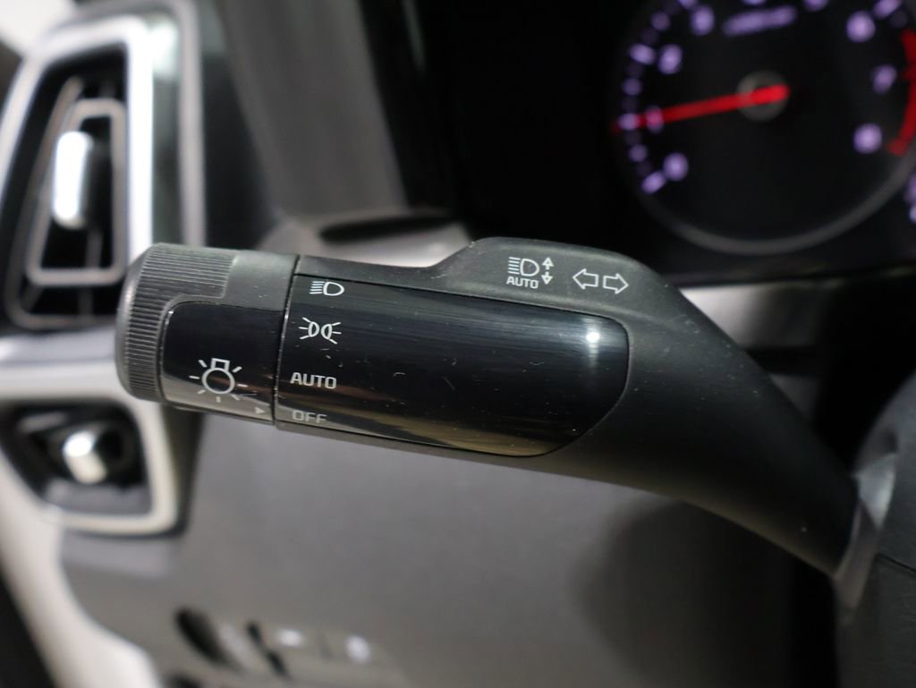 Used 2022 Kia Sorento LX image 35