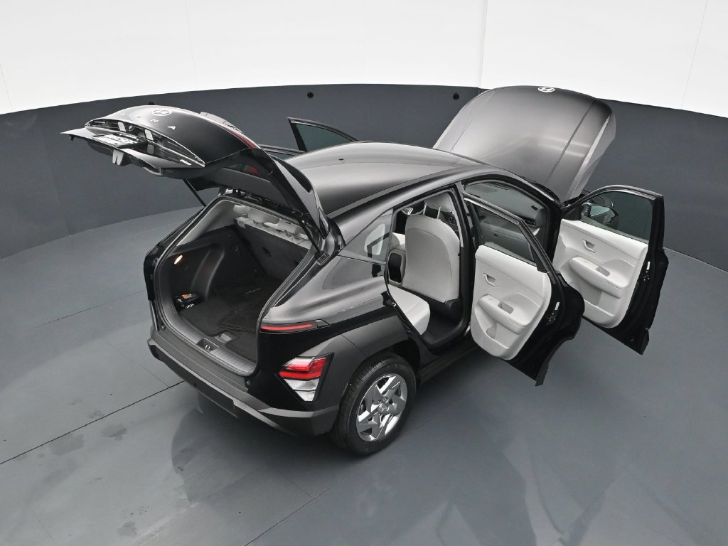 Used 2024 Hyundai Kona SE AWD/4WD image 39