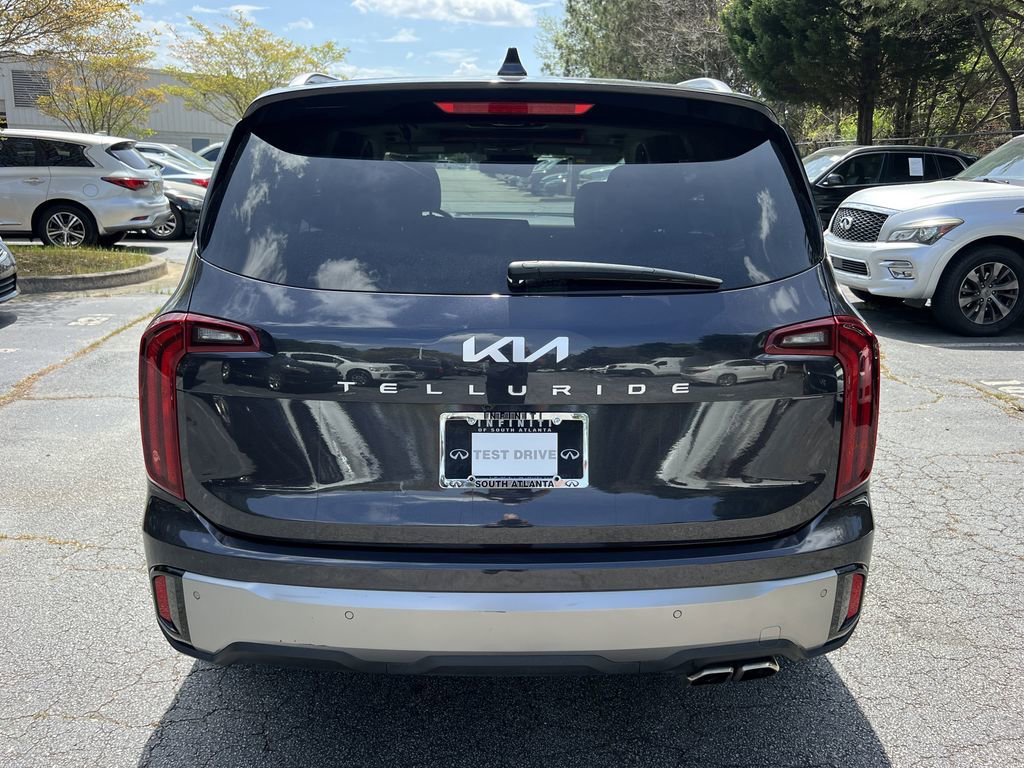 Used 2025 Kia Telluride S FWD image 4