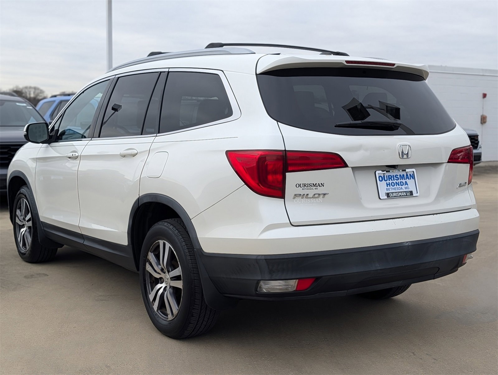 Used 2017 Honda Pilot EX-L image 5