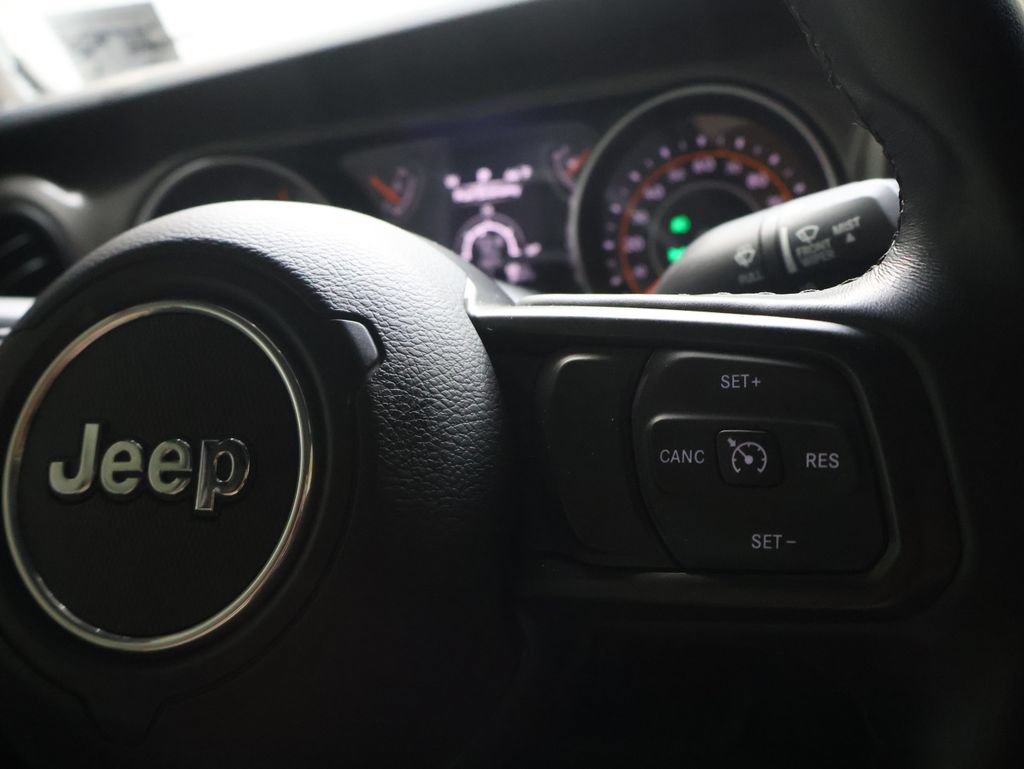 Used 2022 Jeep Gladiator Sport AWD/4WD image 23