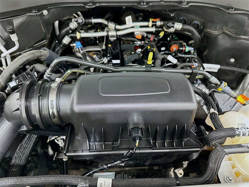 Used 2024 Ford Explorer XLT image 30