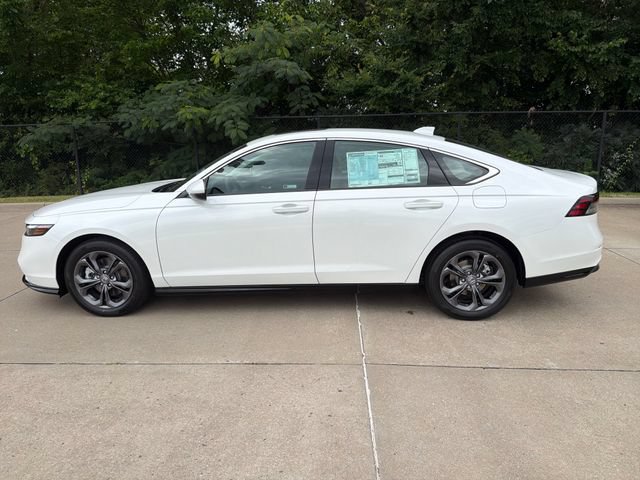 New 2026 Honda Accord EX-L image 2