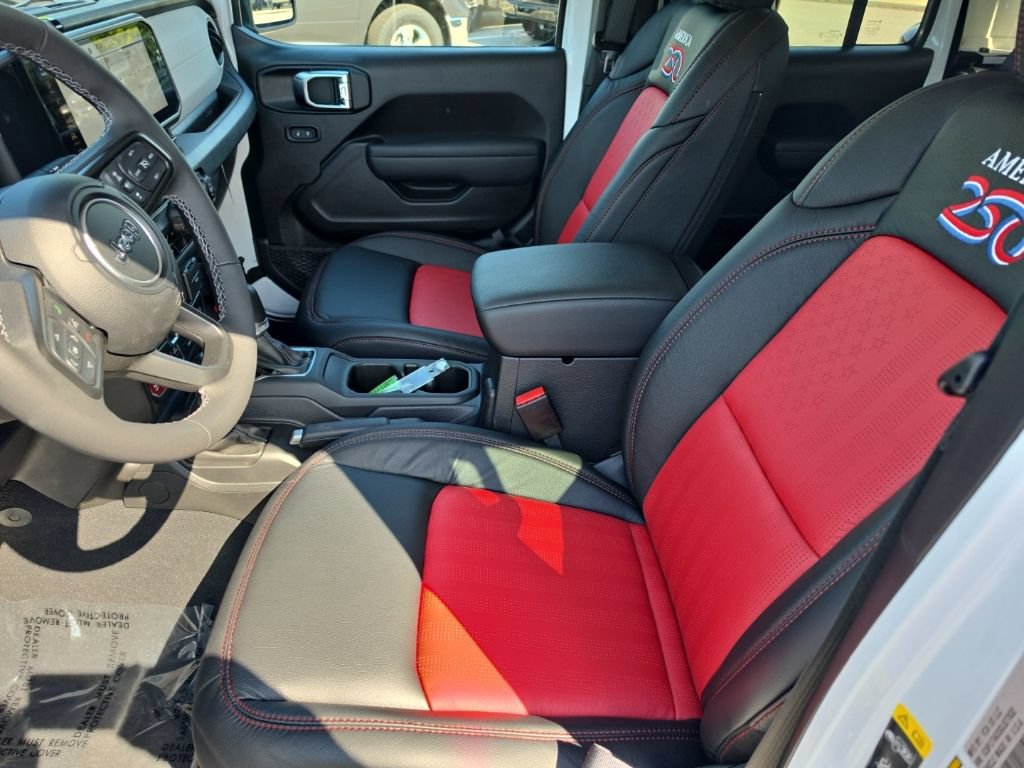 New 2025 Jeep Gladiator Sport AWD/4WD image 12