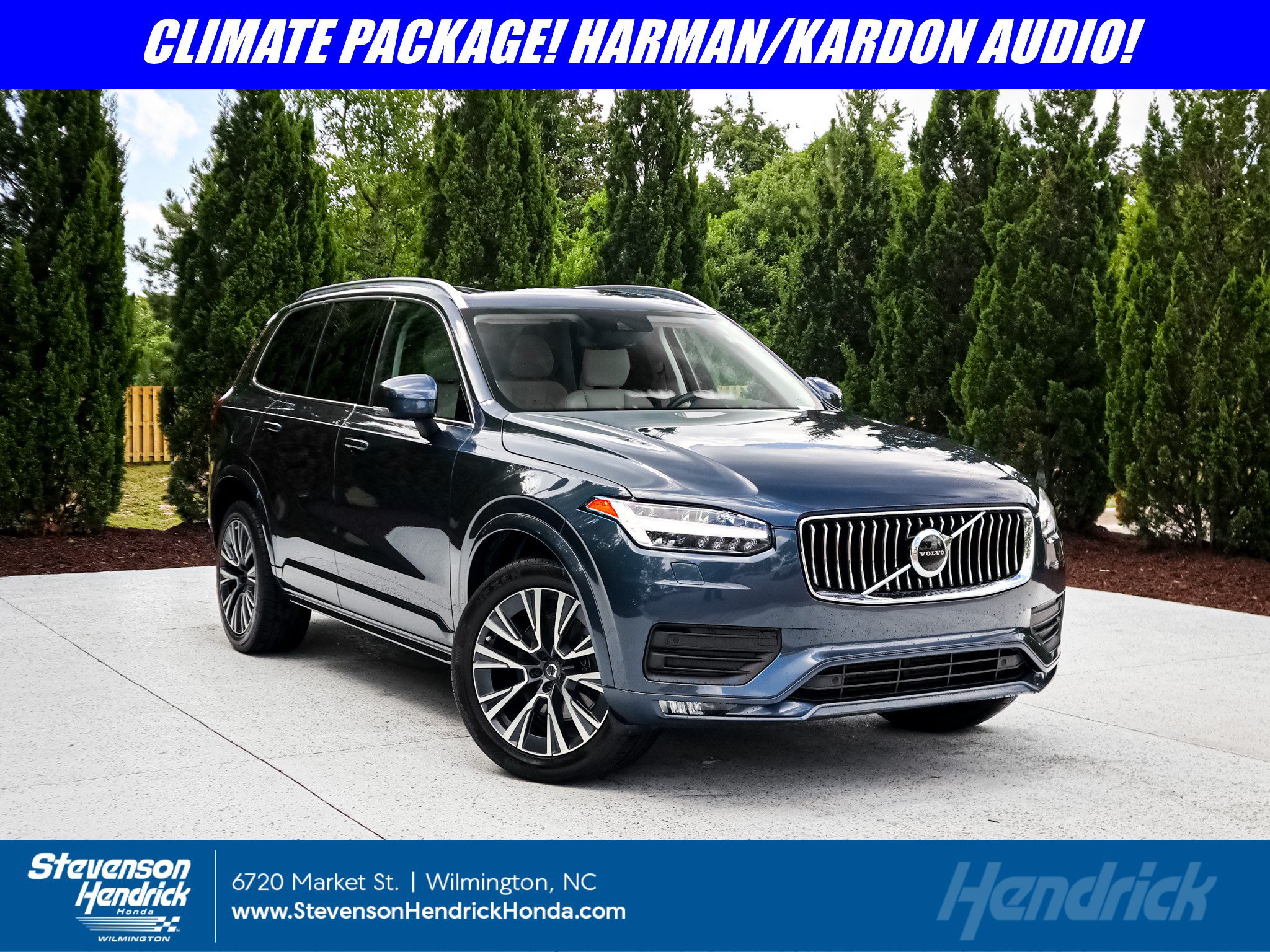 Used 2022 Volvo XC90 T5 Momentum w/ Climate Package AWD/4WD image 1
