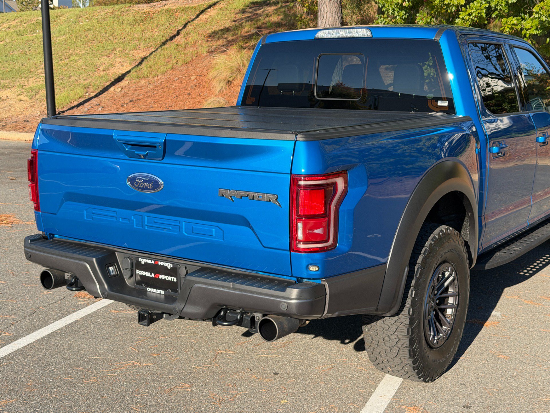 Used 2019 Ford F150 Raptor w/ Equipment Group 802A Luxury AWD/4WD image 28