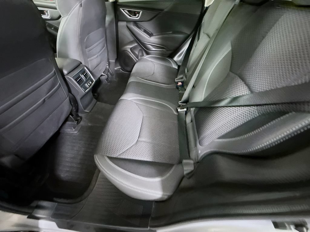 Used 2020 Subaru Forester Premium AWD/4WD image 27