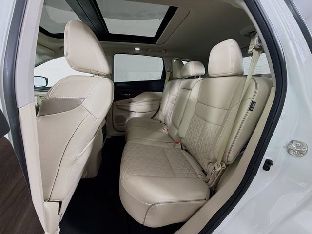 Certified 2019 Nissan Murano Platinum w/ Cargo Package AWD/4WD image 33