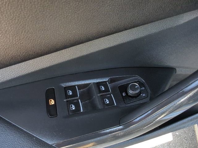 Used 2024 Volkswagen Jetta SE FWD image 26