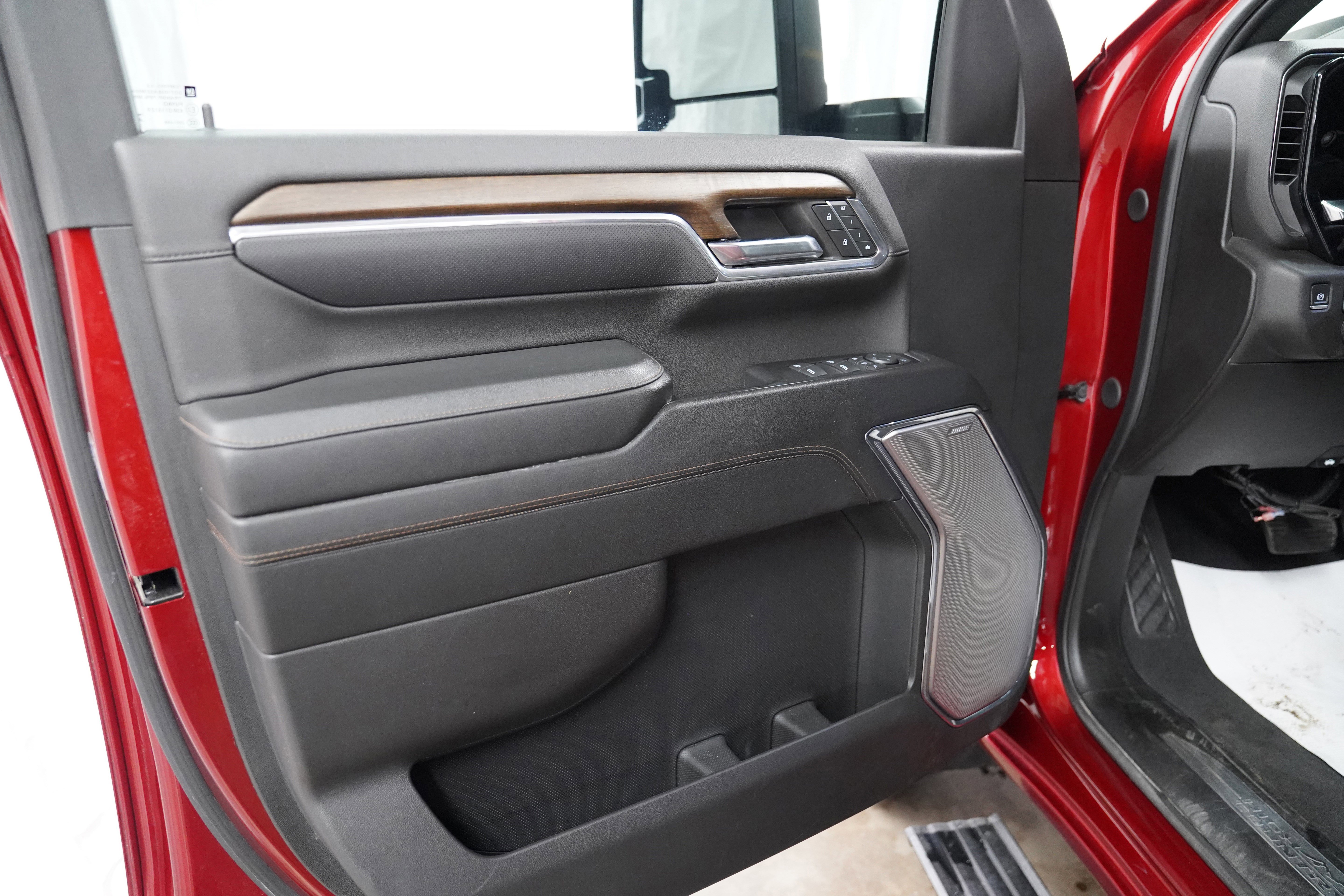 Used 2024 Chevrolet Silverado 3500 High Country w/ High Country Premium Package image 14