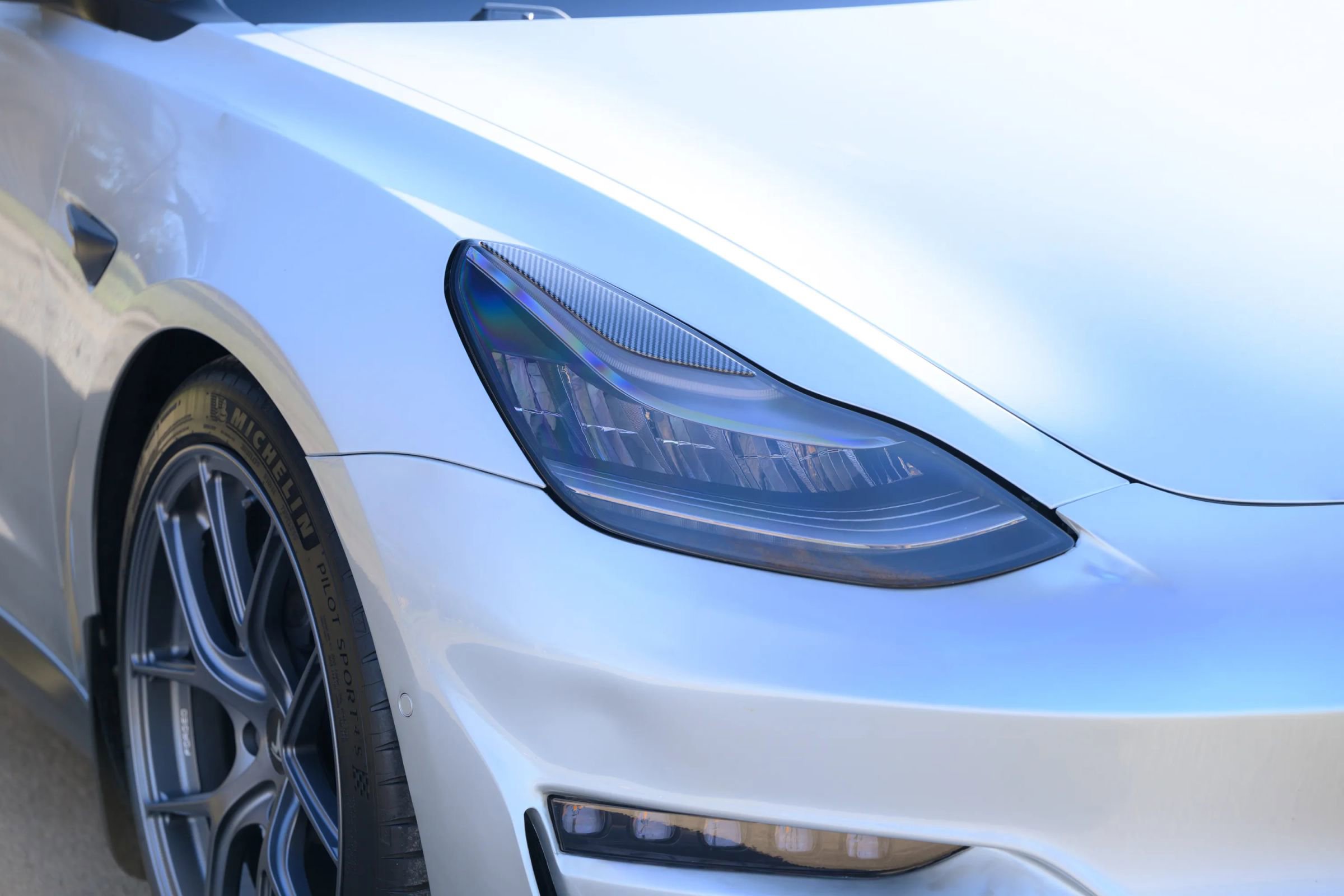 Used 2018 Tesla Model 3 Long Range image 16
