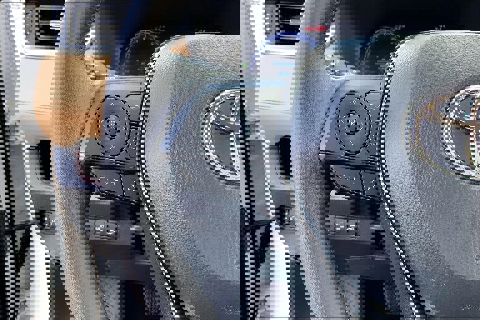 Certified 2025 Toyota RAV4 Limited image 22