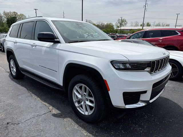 Used 2023 Jeep Grand Cherokee L Laredo AWD/4WD image 5