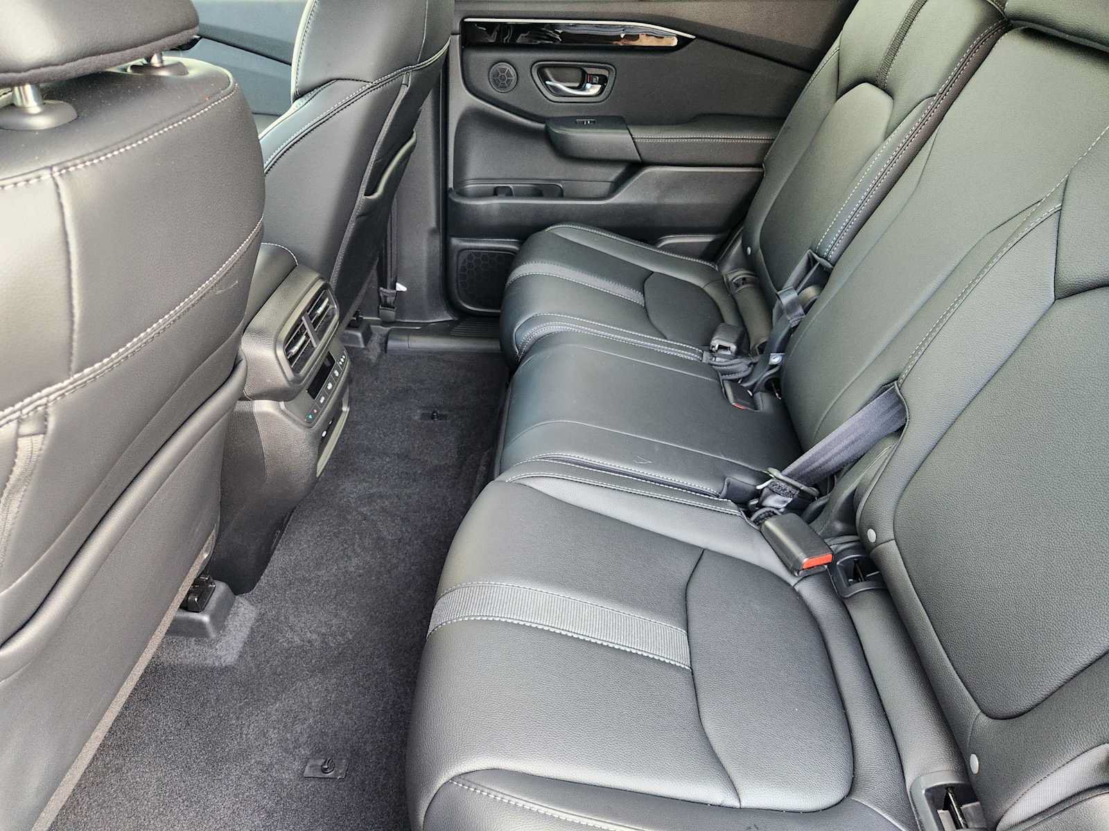 Certified 2026 Honda Pilot EX-L image 28