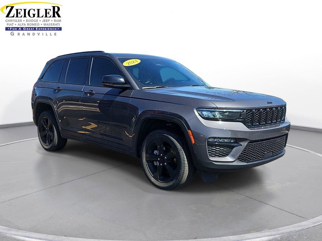 Used 2024 Jeep Grand Cherokee Limited w/ Black Appearance Package image 3