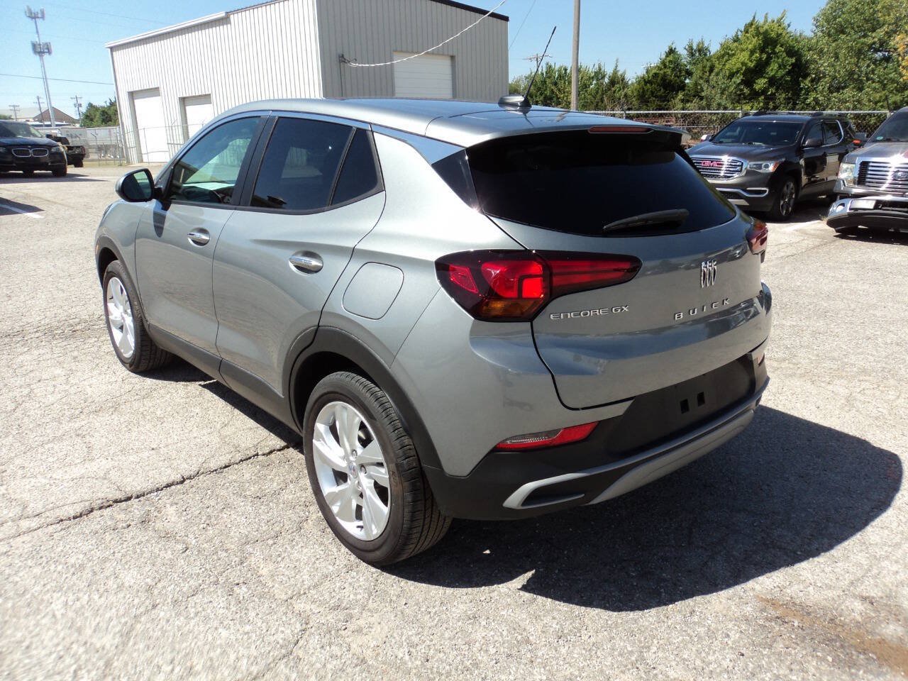 Used 2026 Buick Encore GX Preferred w/ Comfort Package FWD image 3