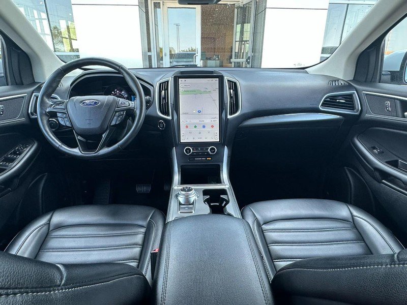 Used 2022 Ford Edge SEL image 17