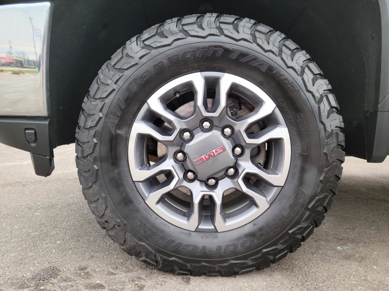 Used 2021 GMC Sierra 3500 SLT w/ SLT Preferred Package image 24