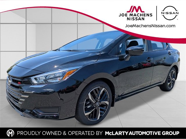 New 2025 Nissan Versa SR w/ Trunk Package