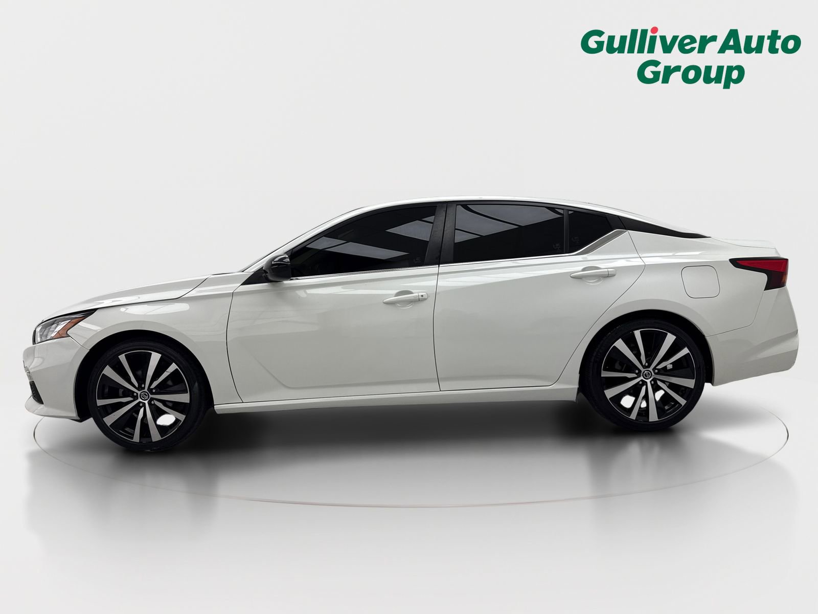 Used 2022 Nissan Altima 2.5 SR FWD image 3