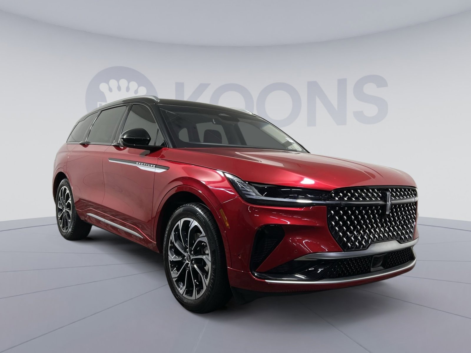 Used 2024 Lincoln Nautilus Reserve image 10