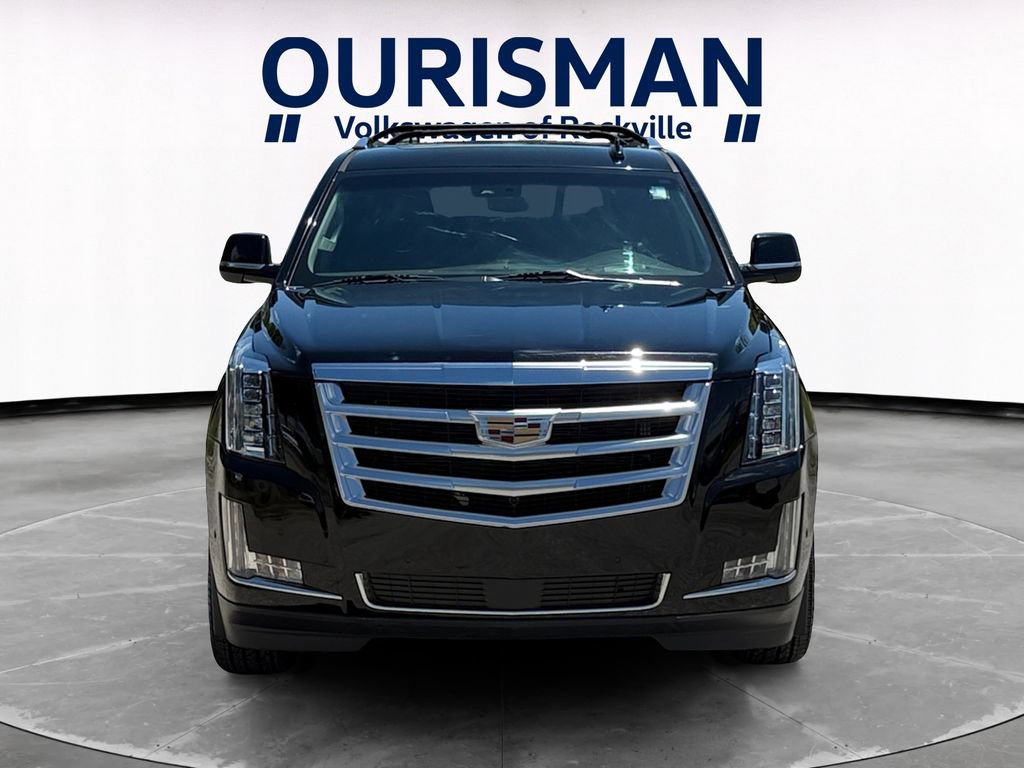 Used 2017 Cadillac Escalade Luxury AWD/4WD image 8
