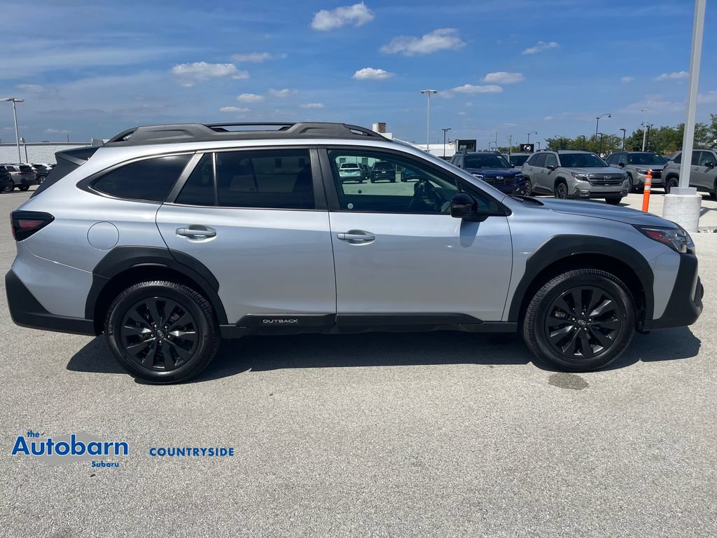 Used 2025 Subaru Outback Onyx Edition AWD/4WD image 6