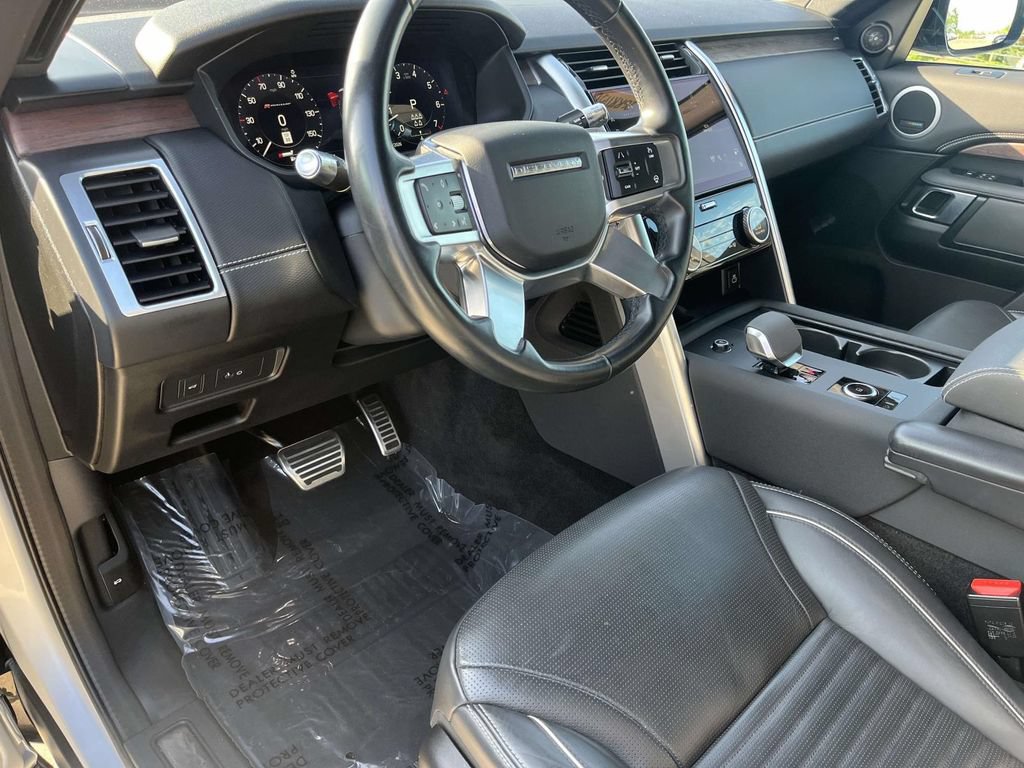 Used 2022 Land Rover Discovery S R-Dynamic AWD/4WD image 11
