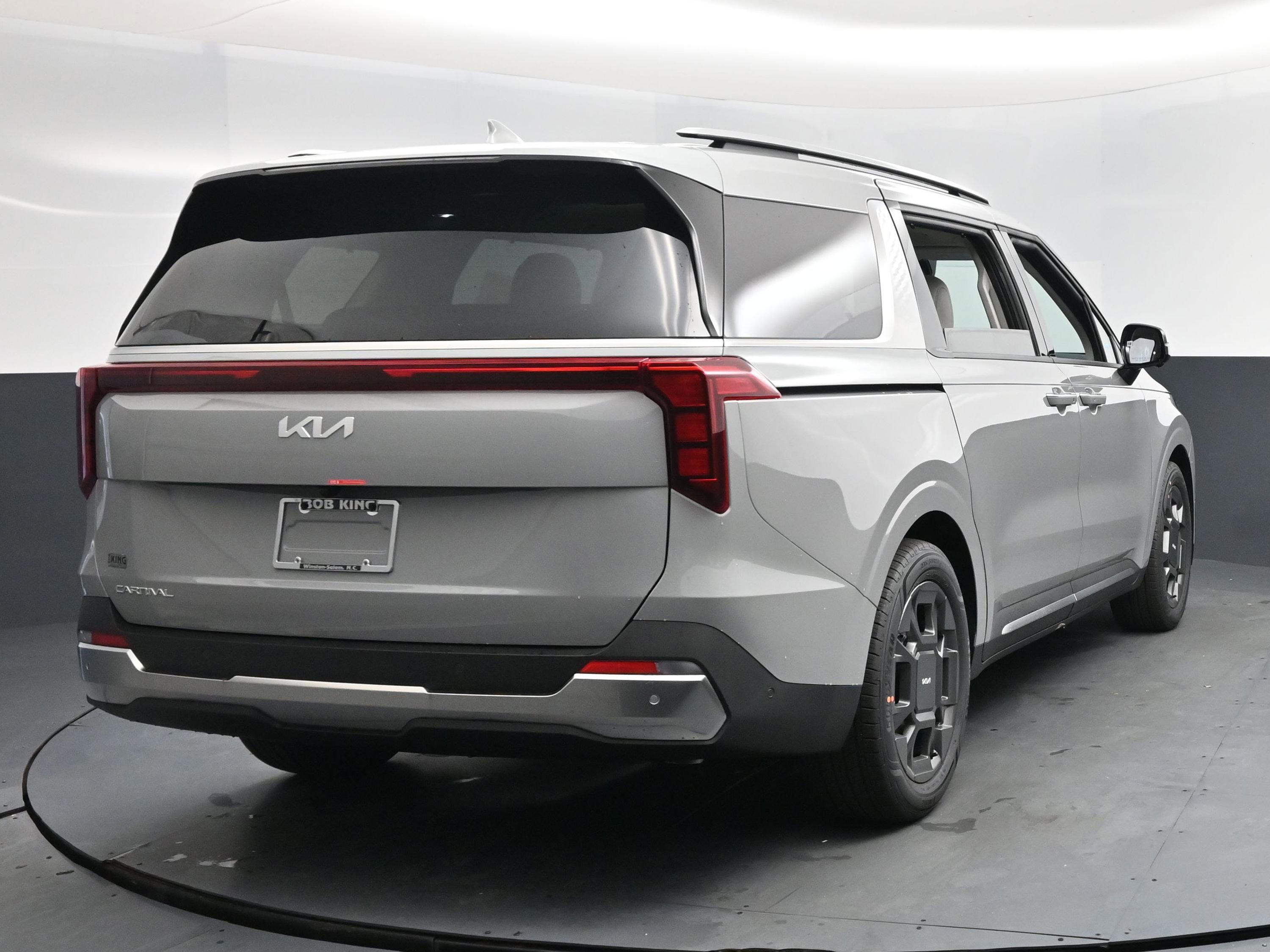New 2026 Kia Carnival SX image 10