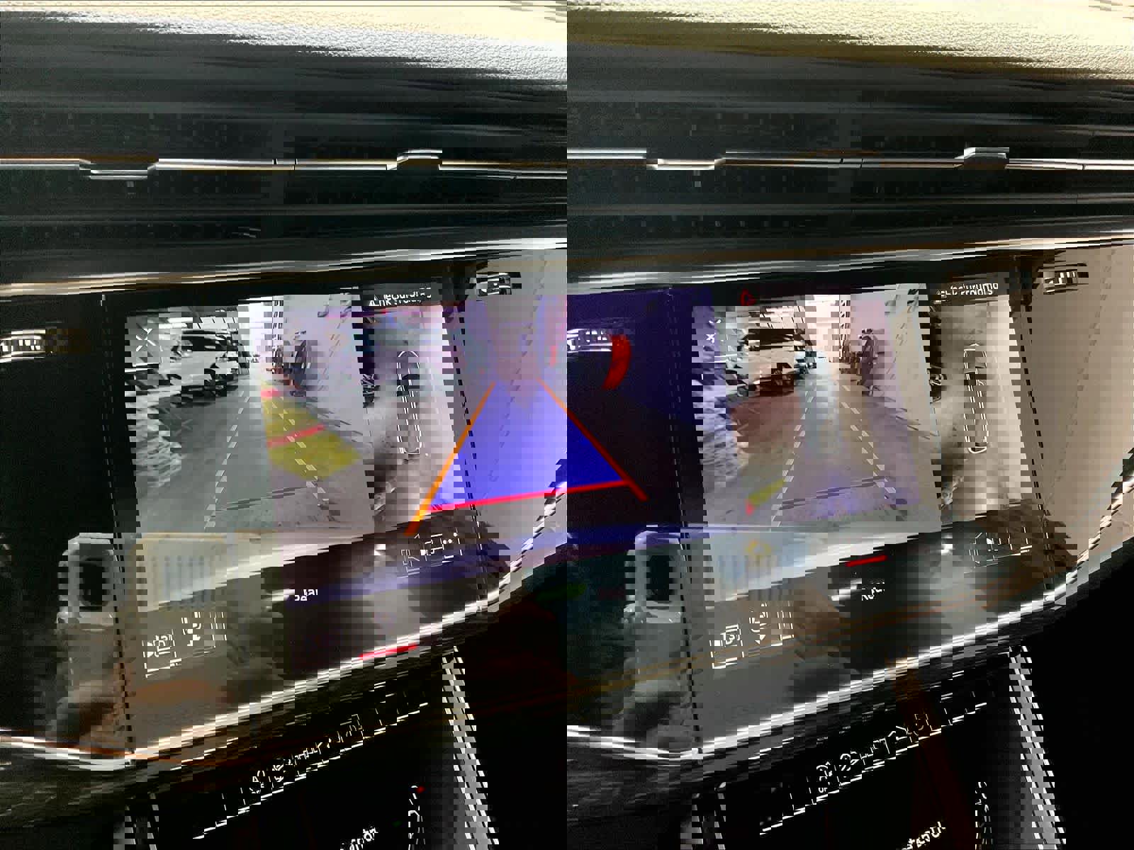 Used 2021 Audi Q7 3.0T Premium Plus w/ Executive Package image 21