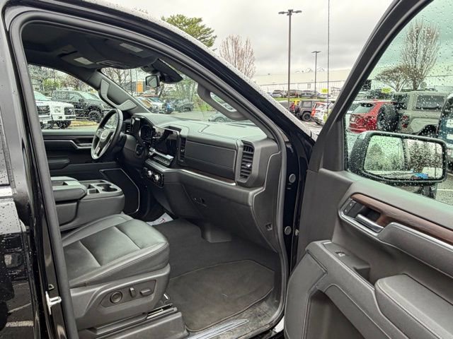 Used 2025 GMC Sierra 1500 SLT image 24