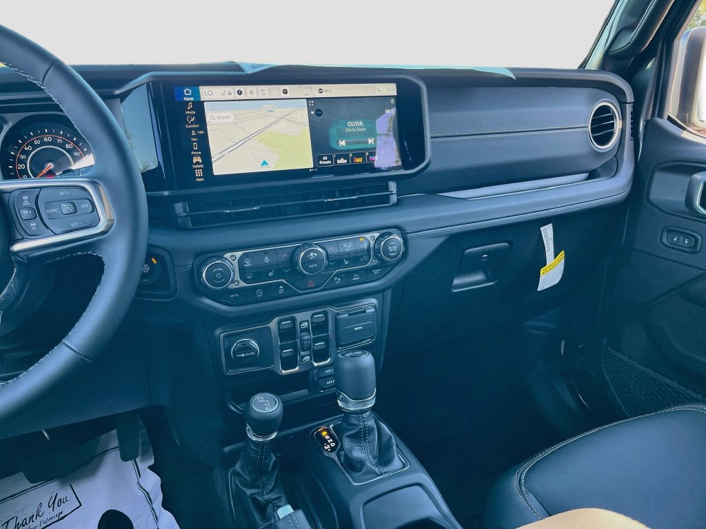 New 2027 Jeep Wrangler Unlimited Sahara AWD/4WD image 24